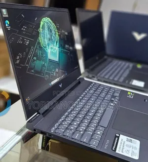 New Laptop HP Victus 15 16GB AMD Ryzen 7 SSD 512GB