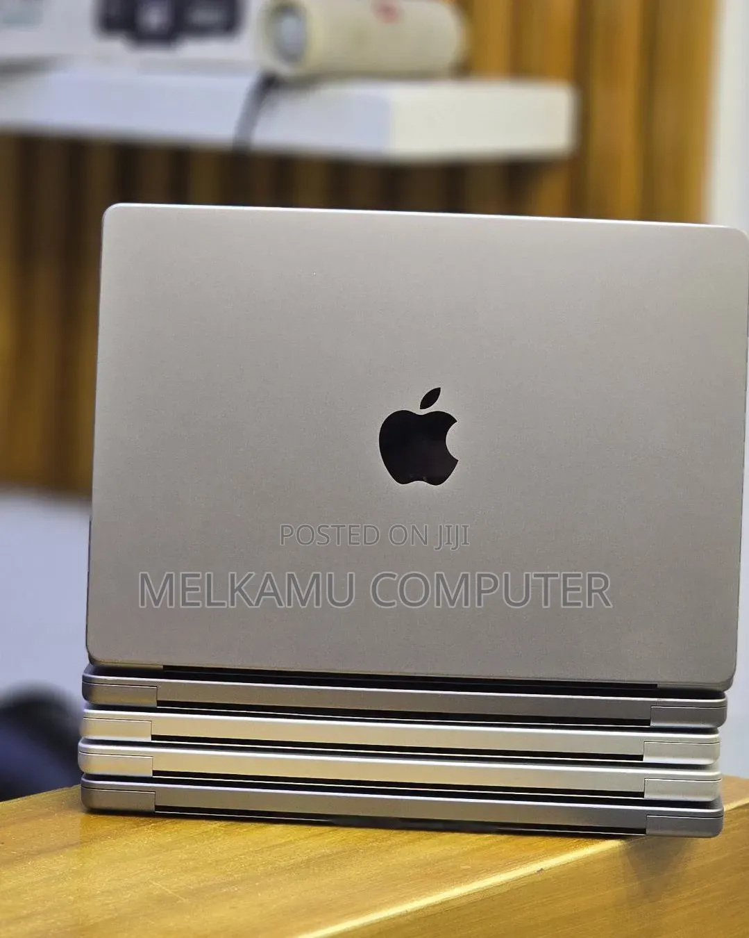New Laptop Apple MacBook Pro M1 16GB Apple M1 Pro SSD 512GB