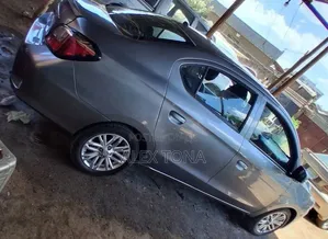 Mitsubishi Attrage 2021 Gray