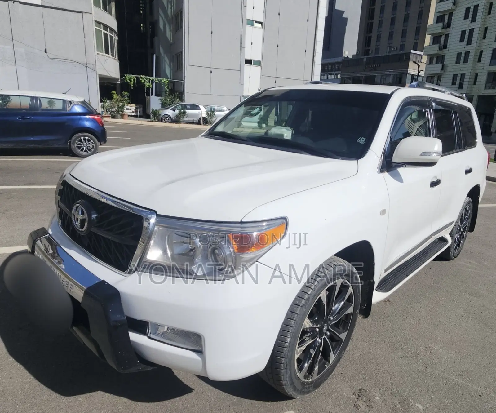 Toyota Land Cruiser 2010 White