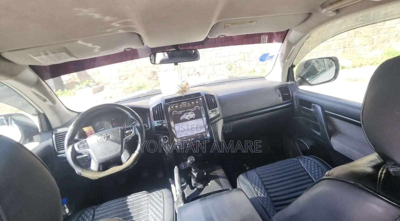 Toyota Land Cruiser 2010 White