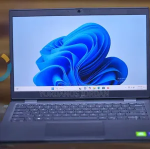 New Laptop Dell Latitude 3320 8GB Intel Core i7 SSD 256GB