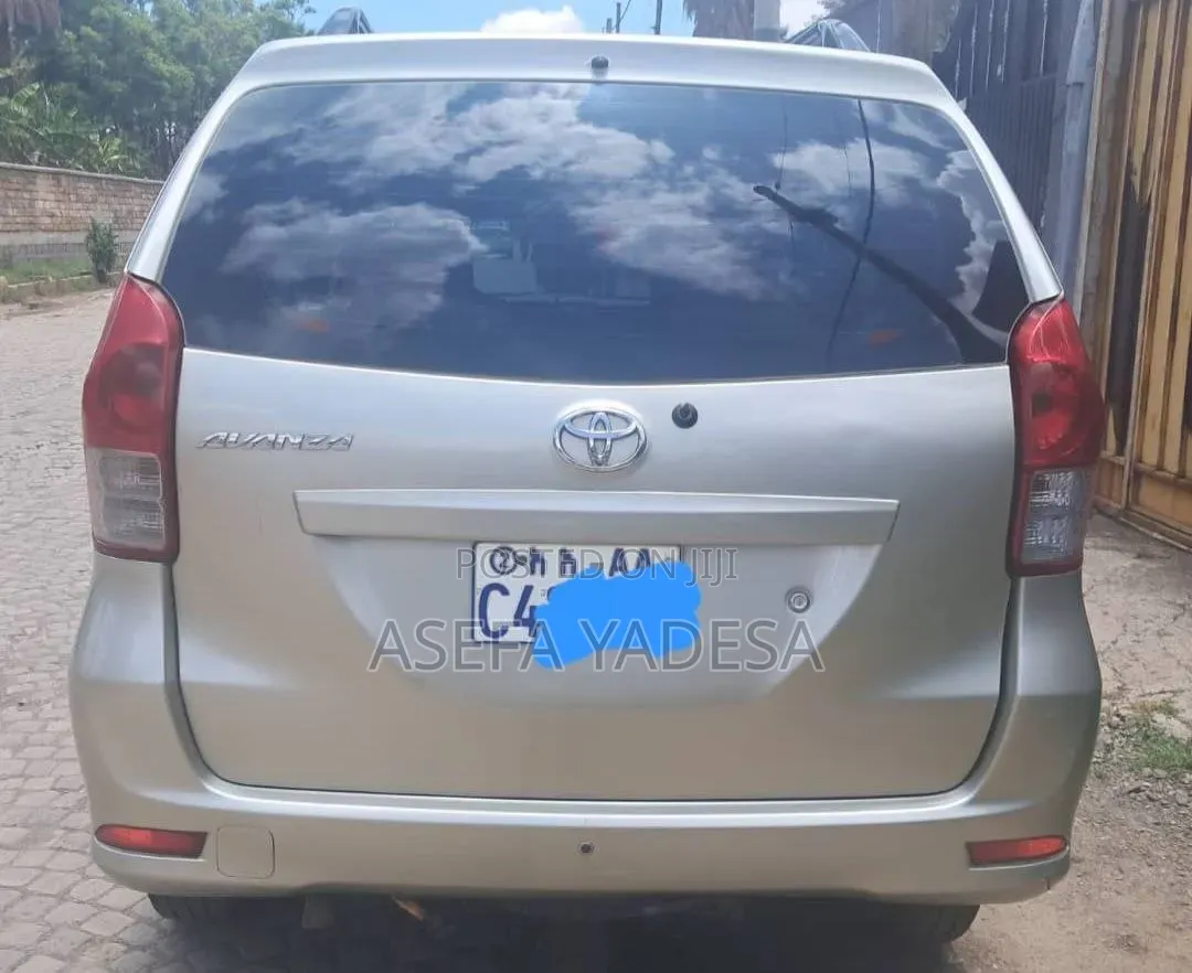 Toyota Avanza 2016 Silver