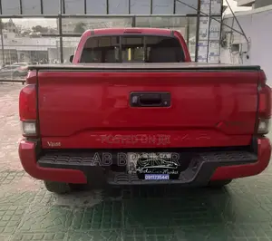 Toyota Tacoma 2019 Red