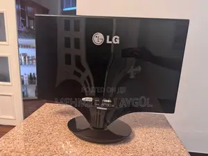 Lg Flatron W2486l – 24 Inches Led Monitor