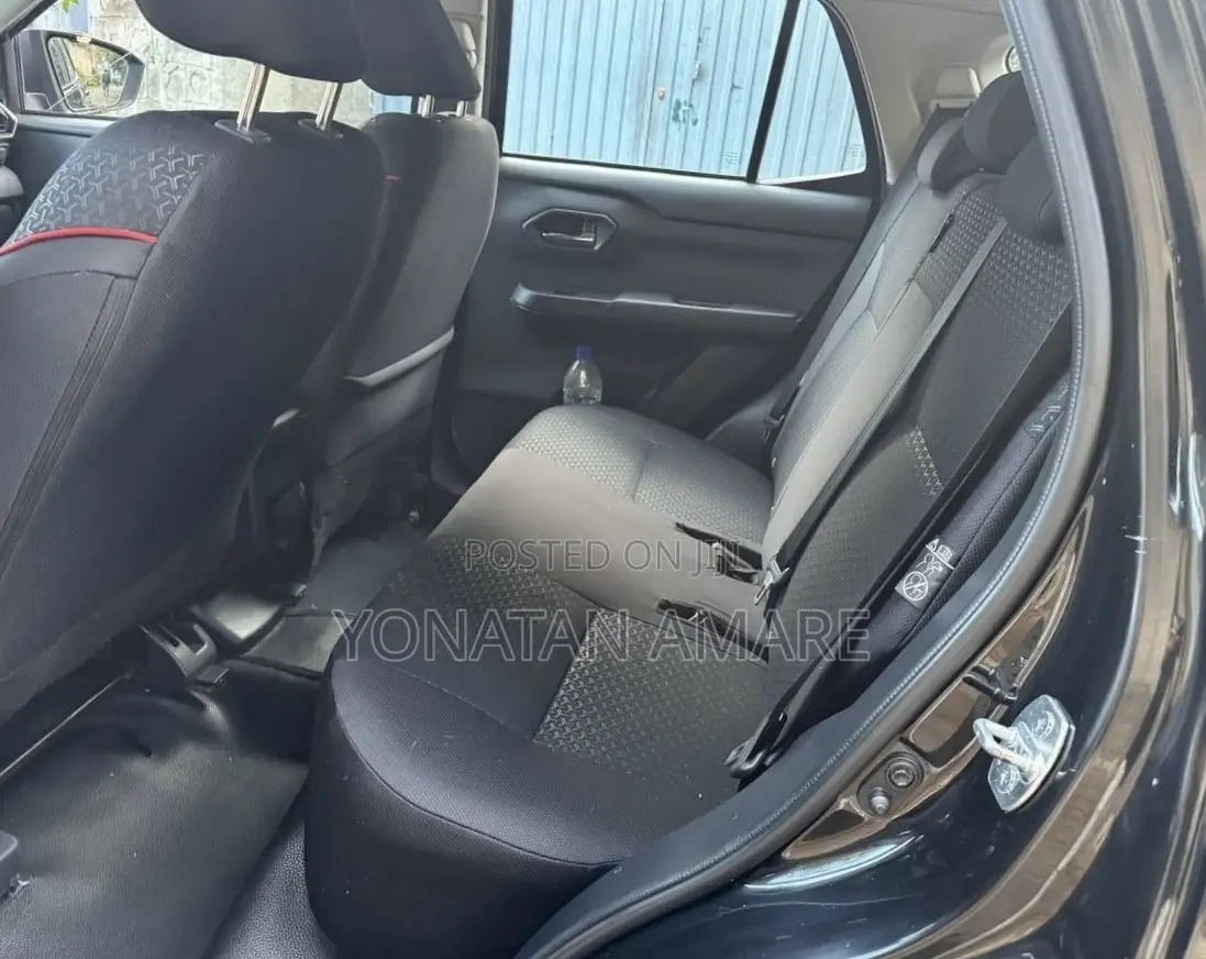 Toyota Raize 2022 Black