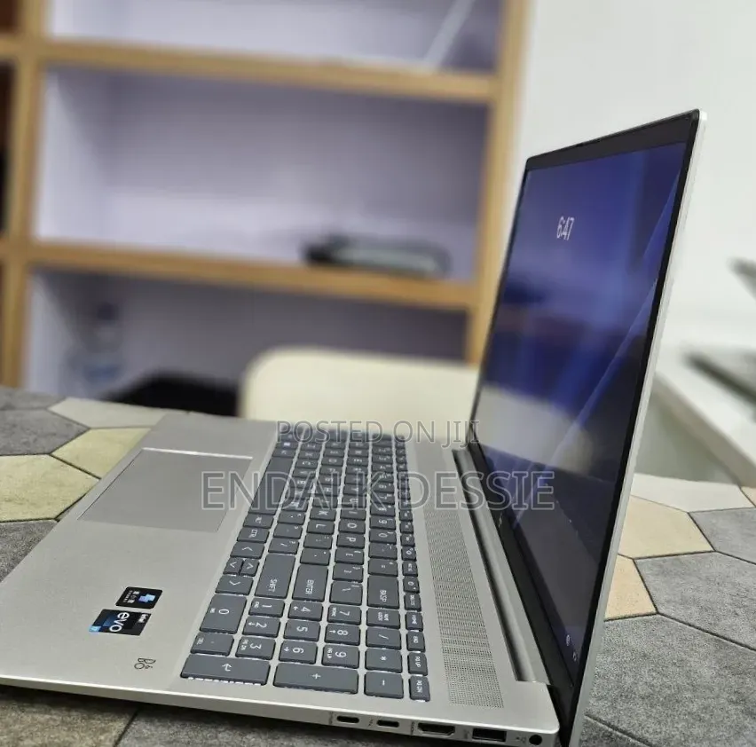 New Laptop HP 16GB Intel Core i7 SSD 1T
