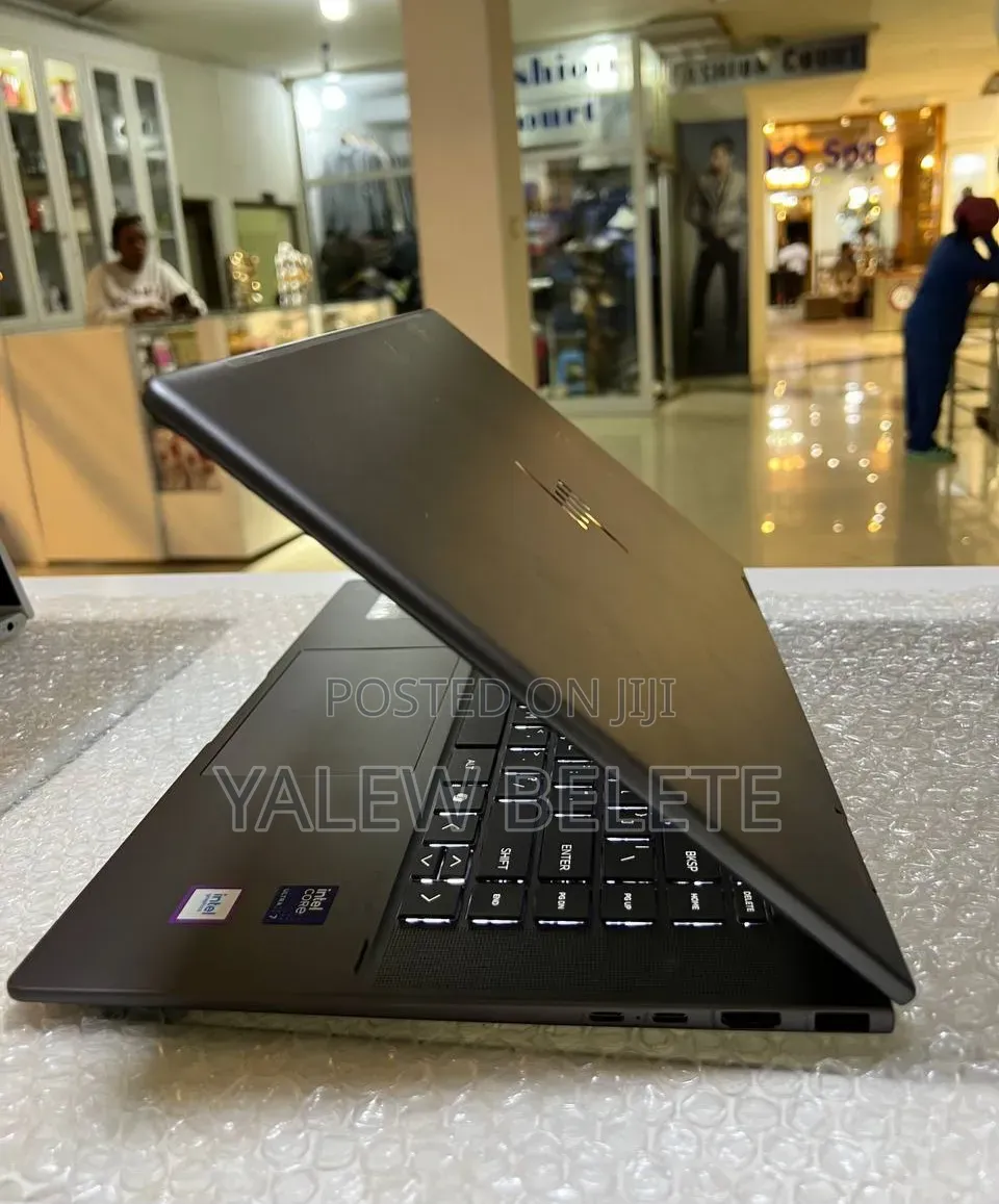 New Laptop HP Envy X360 16GB Intel Core Ultra 7 SSD 1T