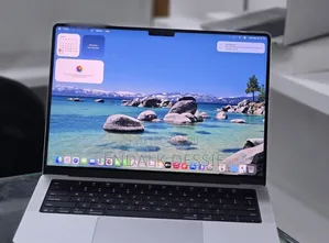 New Apple MacBook Pro 2025 M5 14-inch 16GB Apple M5 Pro SSD 512GB
