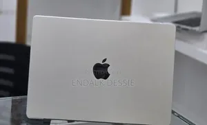 New Apple MacBook Pro 2025 M5 14-inch 16GB Apple M5 Pro SSD 512GB
