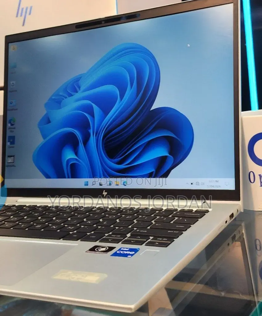 New Laptop HP EliteBook 840 G9 16GB Intel Core i5 SSD 512GB