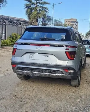 Hyundai Creta 2022 Silver