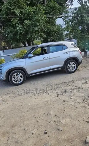 Hyundai Creta 2022 Silver