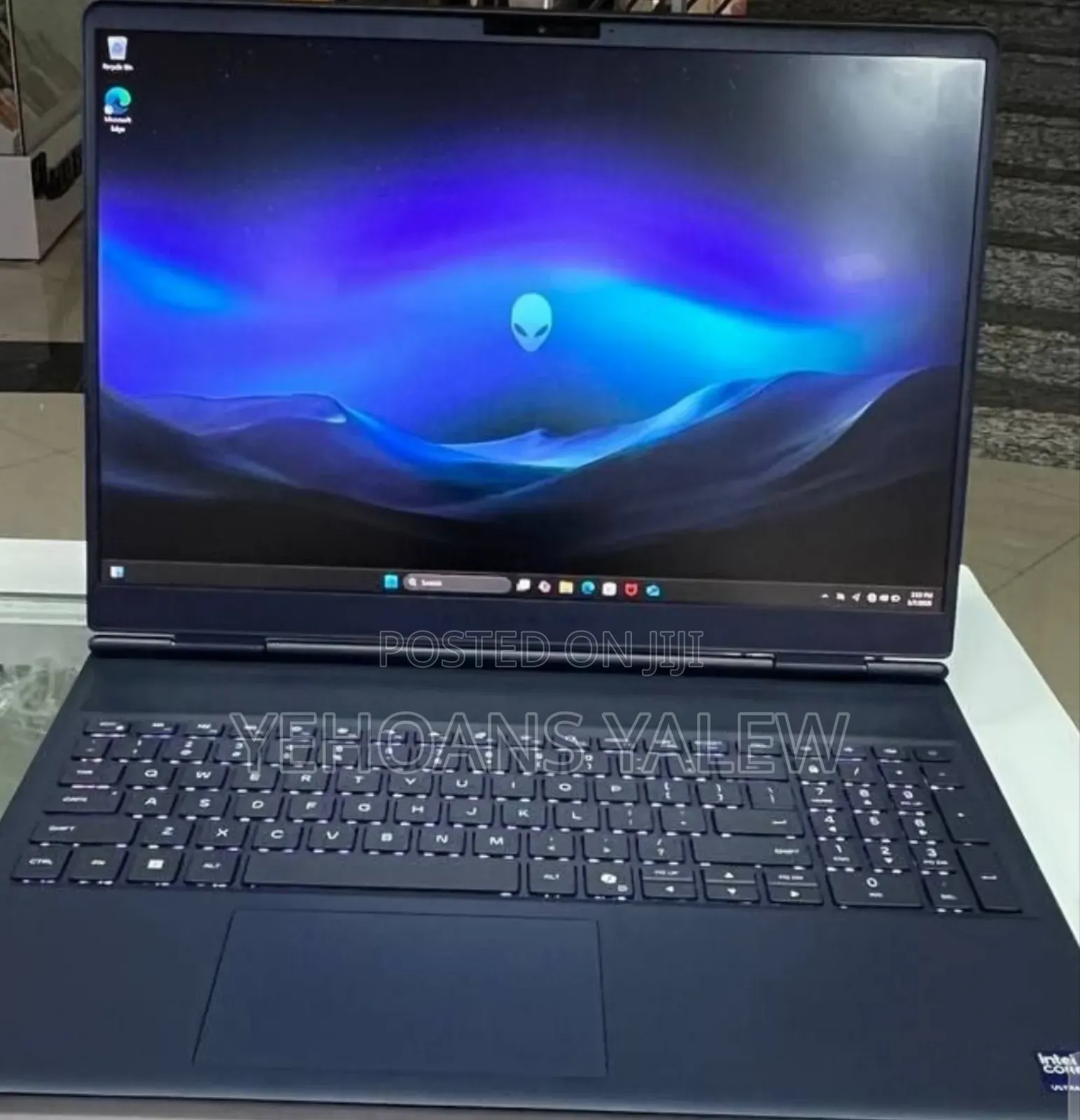 New Laptop Alienware 16x Aurora 32GB Intel Core Ultra 9 SSD 1T