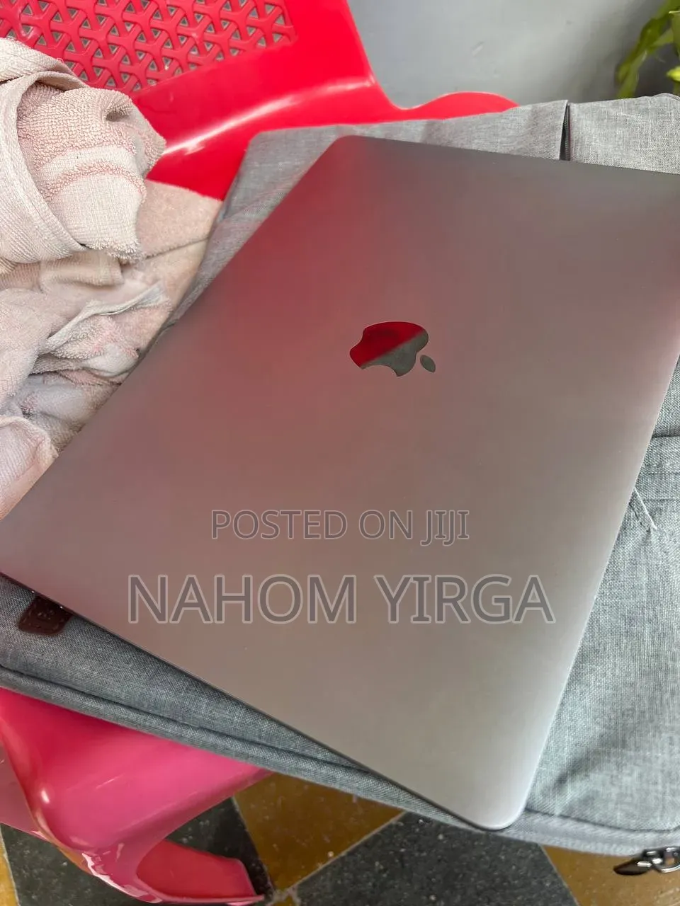 New Laptop Apple MacBook Pro 2020 M1 8GB Apple M1 SSD 256GB