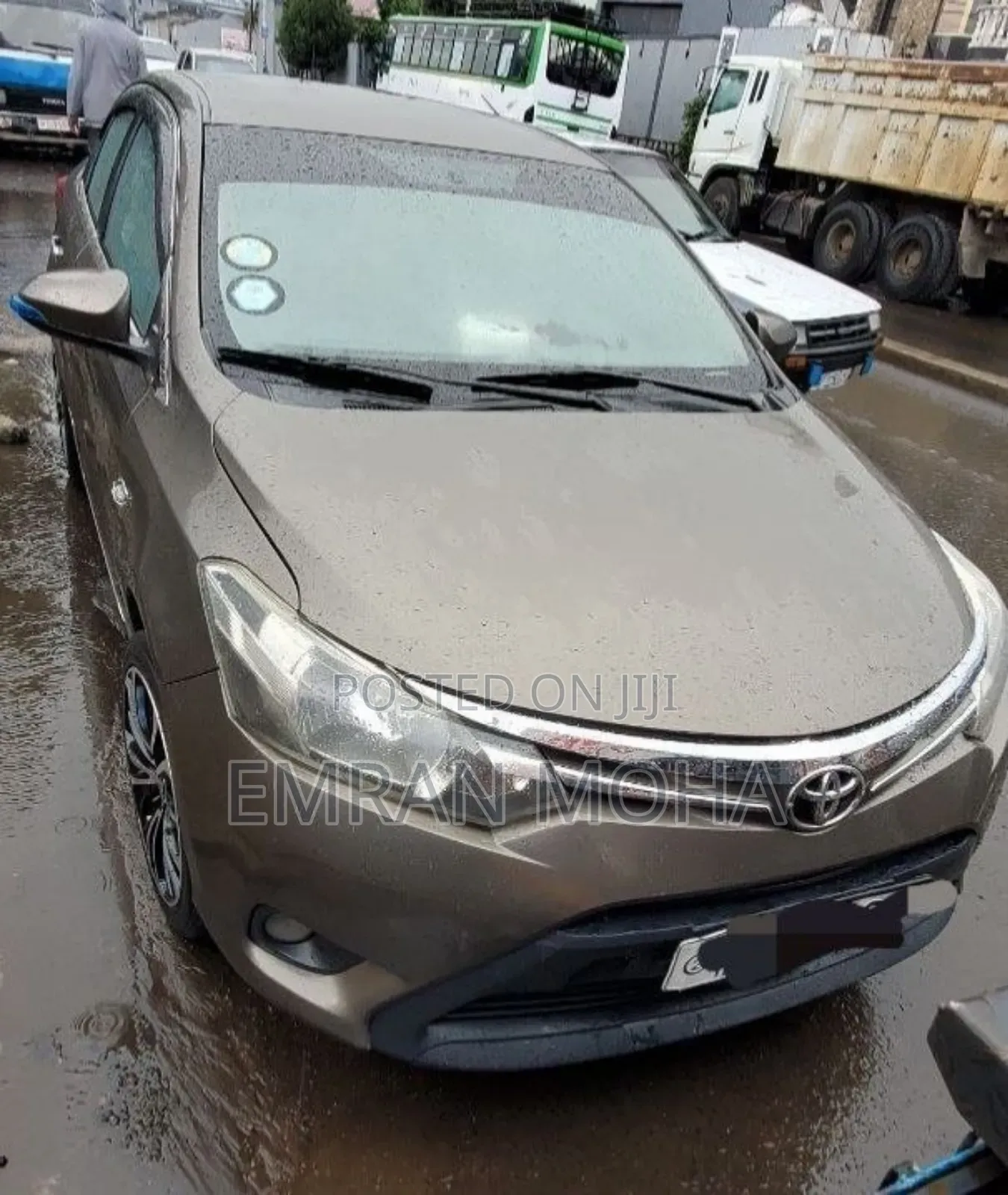 Toyota Yaris 2015 Brown