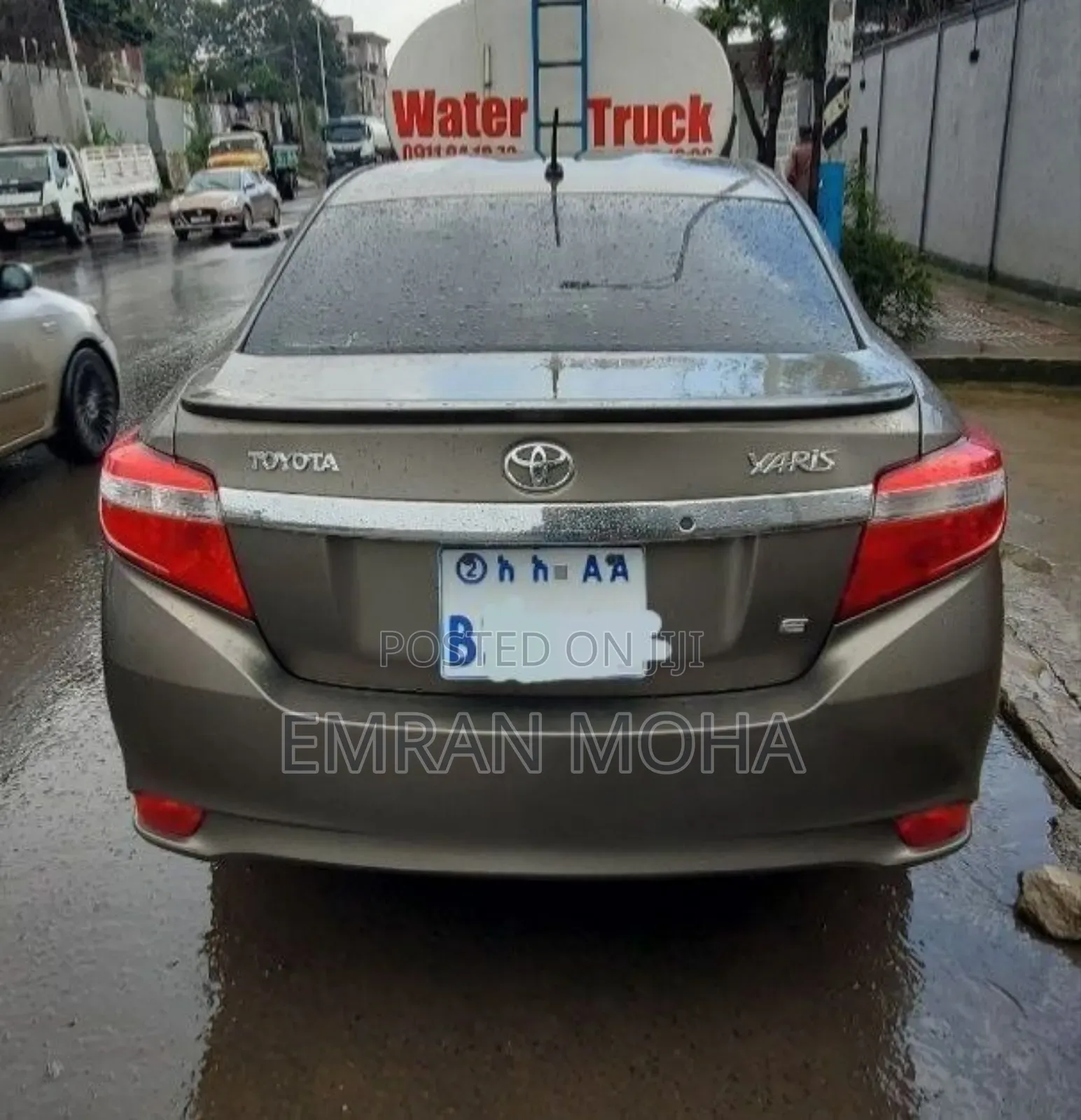Toyota Yaris 2015 Brown