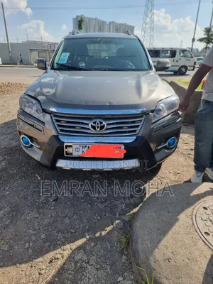 Toyota RAV4 2011 Gray