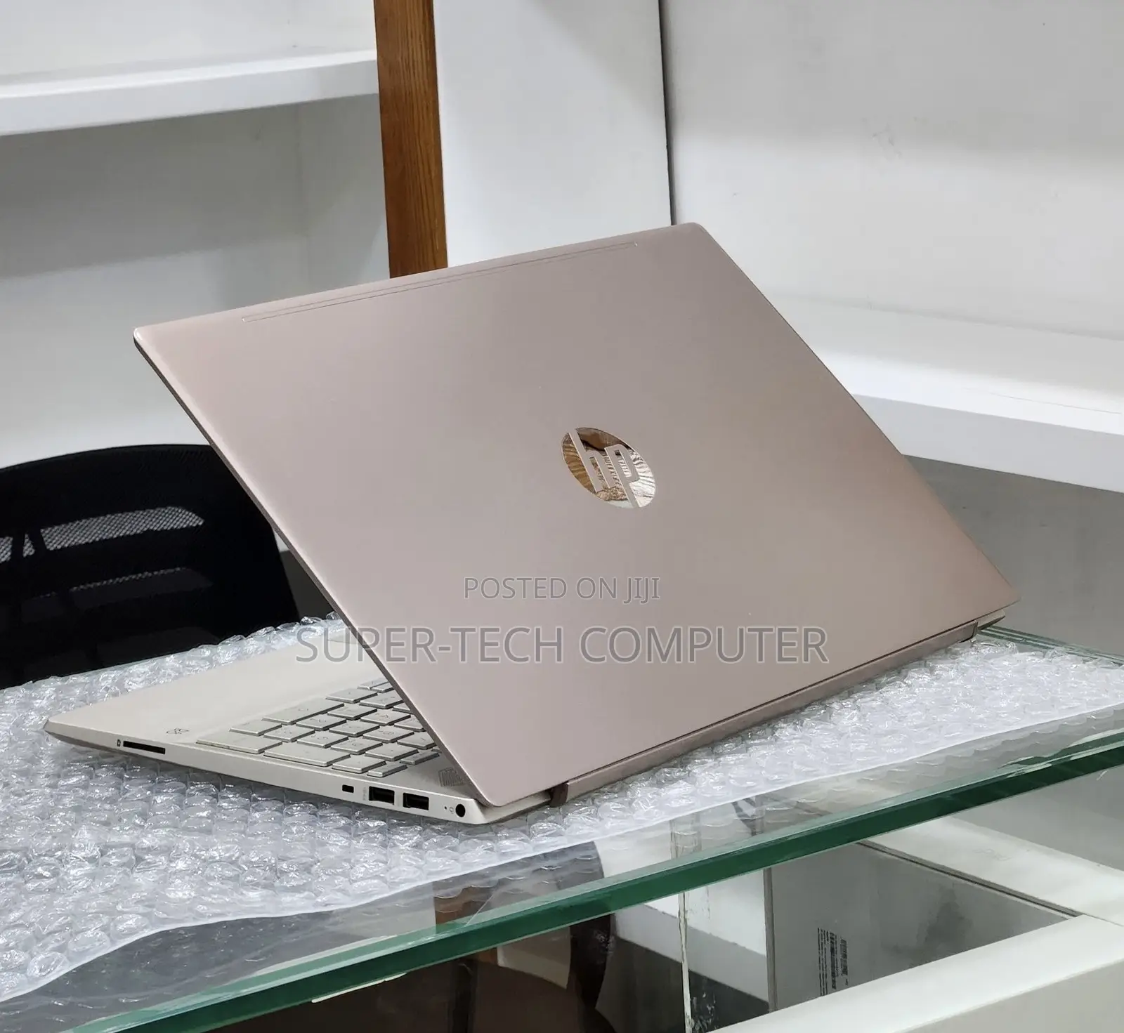 New Laptop HP Pavilion 15 8GB Intel Core i5 SSD 512GB