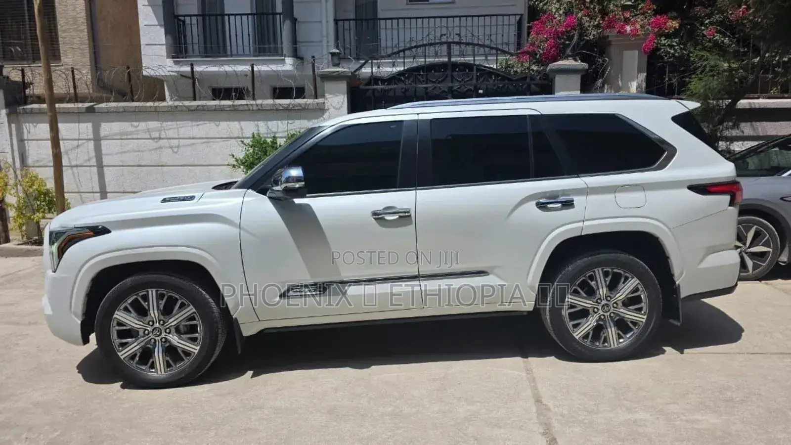 Toyota Sequoia 2024 White
