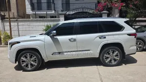 Toyota Sequoia 2024 White