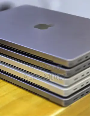 New Laptop Apple MacBook Pro M1 16GB Apple M1 Pro SSD 512GB