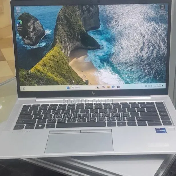 New Laptop HP EliteBook 840 G8 16GB Intel Core i7 SSD 512GB