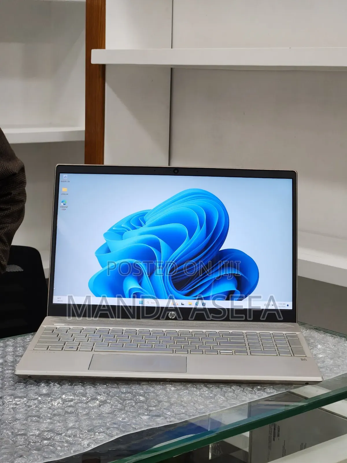 New Laptop HP Pavilion 15 8GB Intel Core i5 SSD 512GB