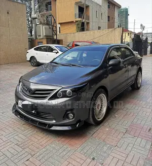 Toyota Corolla 2012 Gray