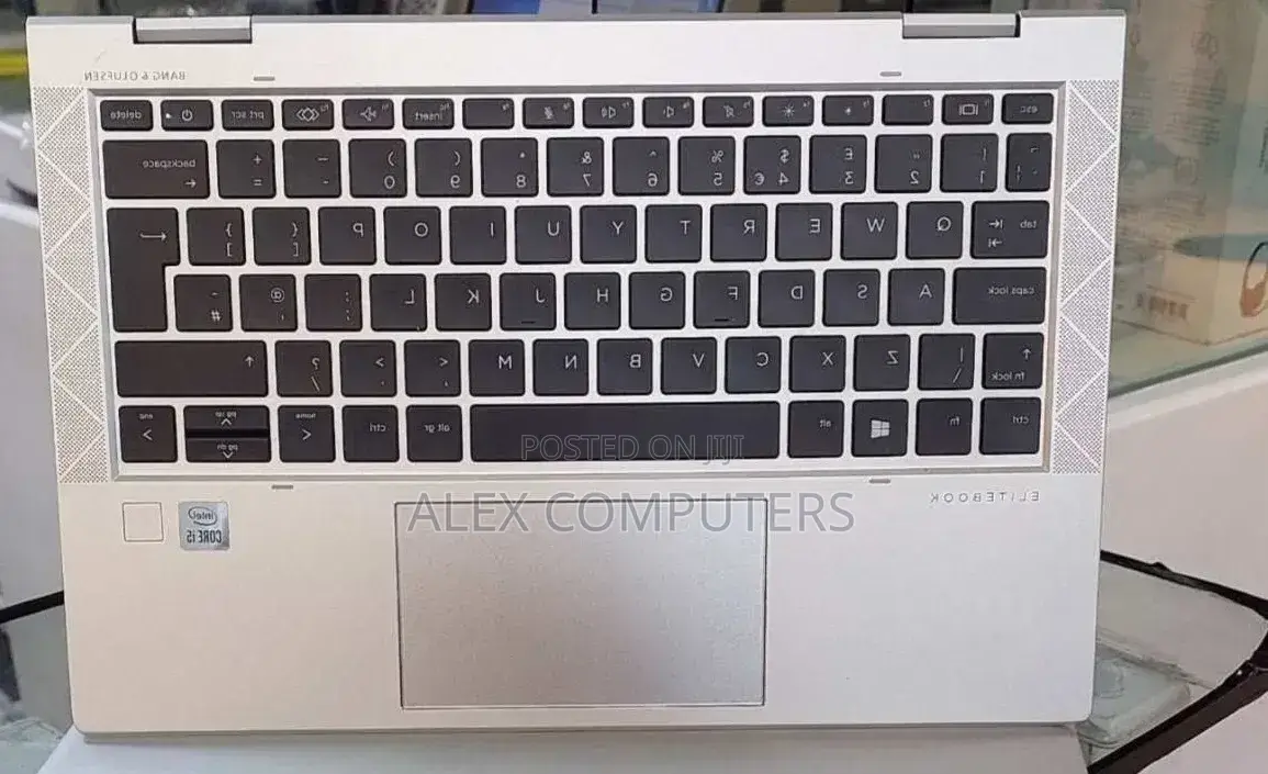 New Laptop HP Envy x360 16GB Intel Core i5 SSD 512GB