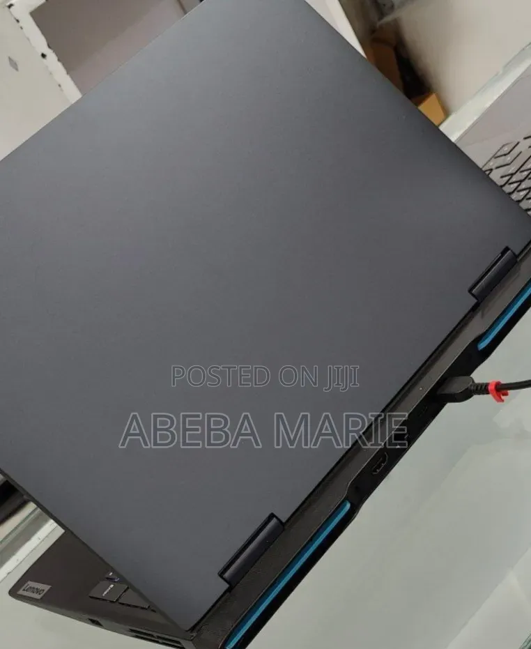 New Laptop Lenovo IdeaPad 520 16GB Intel Core i5 SSD 512GB