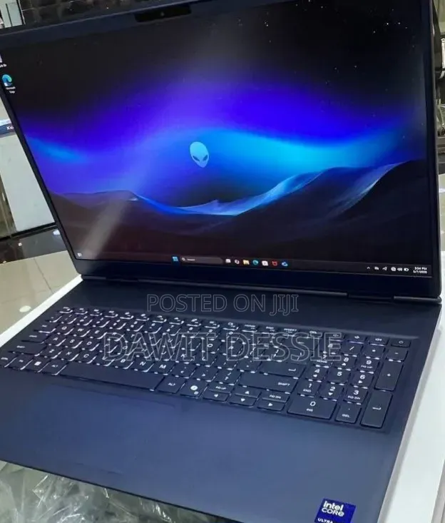 New Laptop Alienware 16x Aurora 32GB Intel Core Ultra 9 SSD 1T