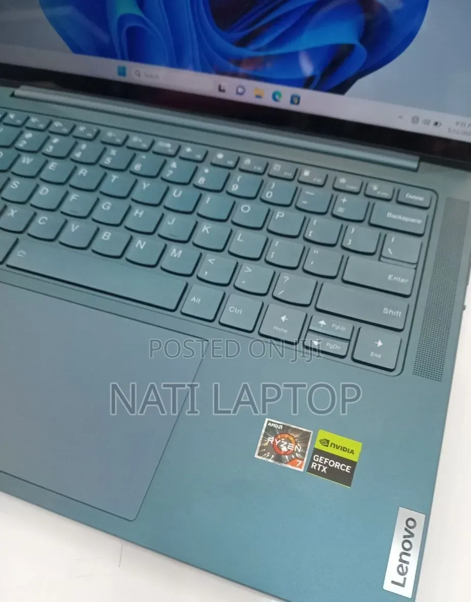 New Laptop Lenovo 16GB AMD Ryzen 7 SSD 512GB