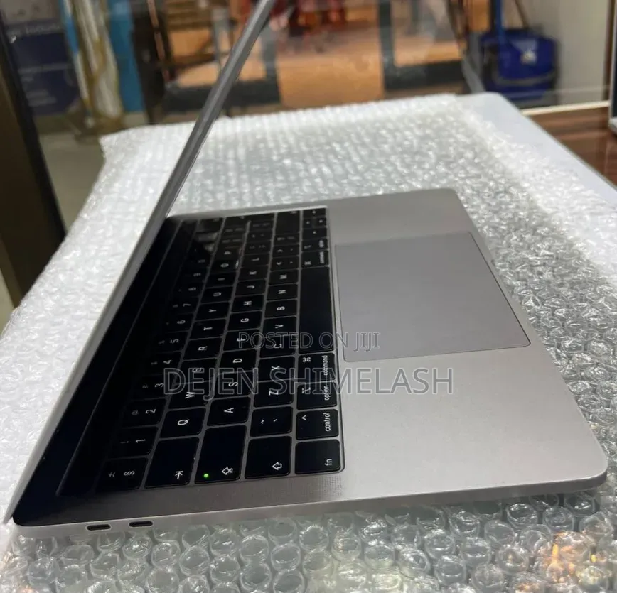 New Laptop HP Pavilion Gaming 15 2019 8GB Intel Core i5 SSD 128GB