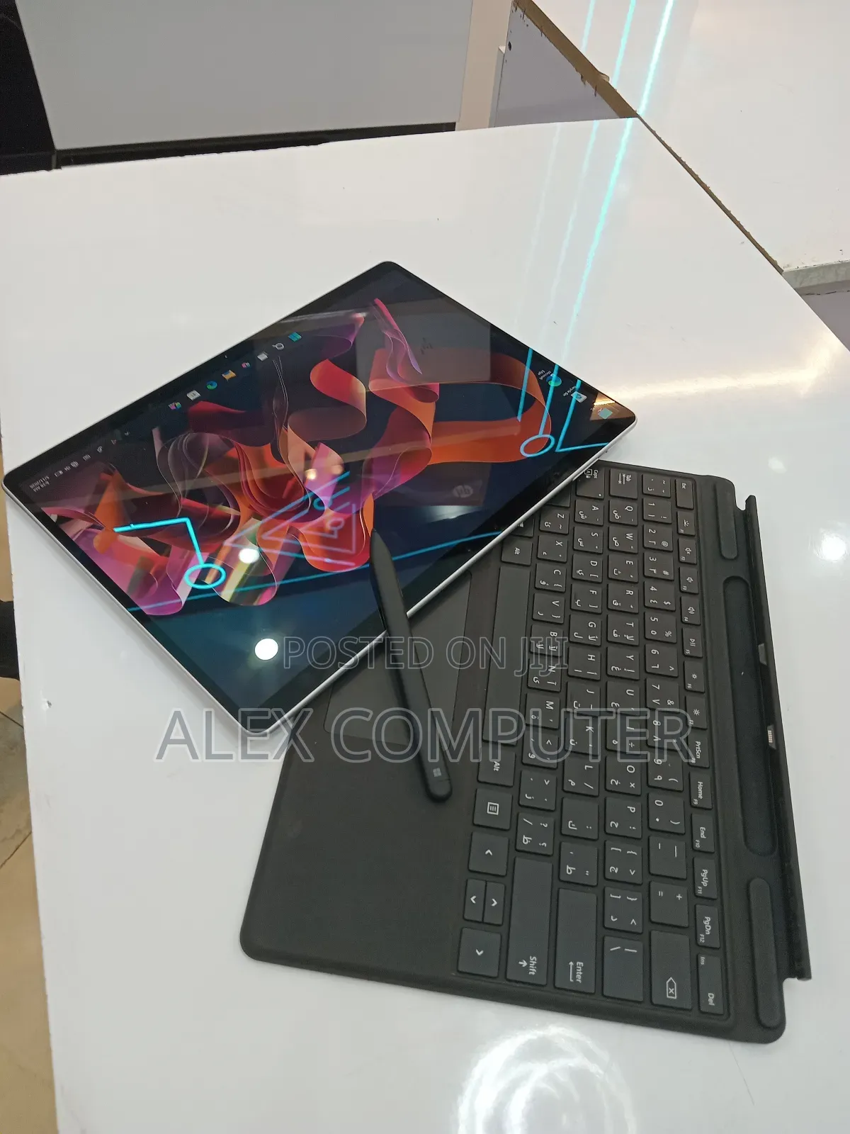 New Microsoft Surface Pro 9 16GB Qualcomm Snapdragon X Plus SSD 512GB