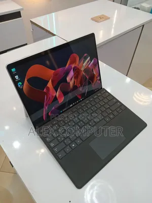 New Microsoft Surface Pro 9 16GB Qualcomm Snapdragon X Plus SSD 512GB