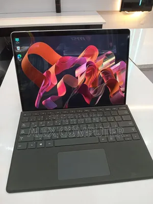 New Microsoft Surface Pro 9 16GB Qualcomm Snapdragon X Plus SSD 512GB