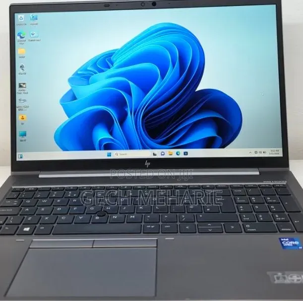 New Laptop HP ZBook Studio G8 16GB Intel Core i7 SSD 512GB