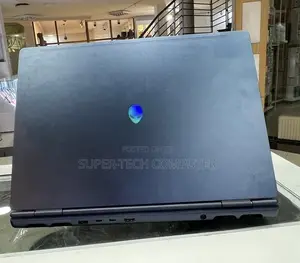 New Laptop Alienware 16x Aurora 32GB Intel Core Ultra 9 SSD 1T
