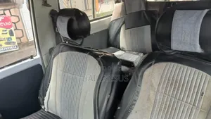 Toyota Land Cruiser 1995 White