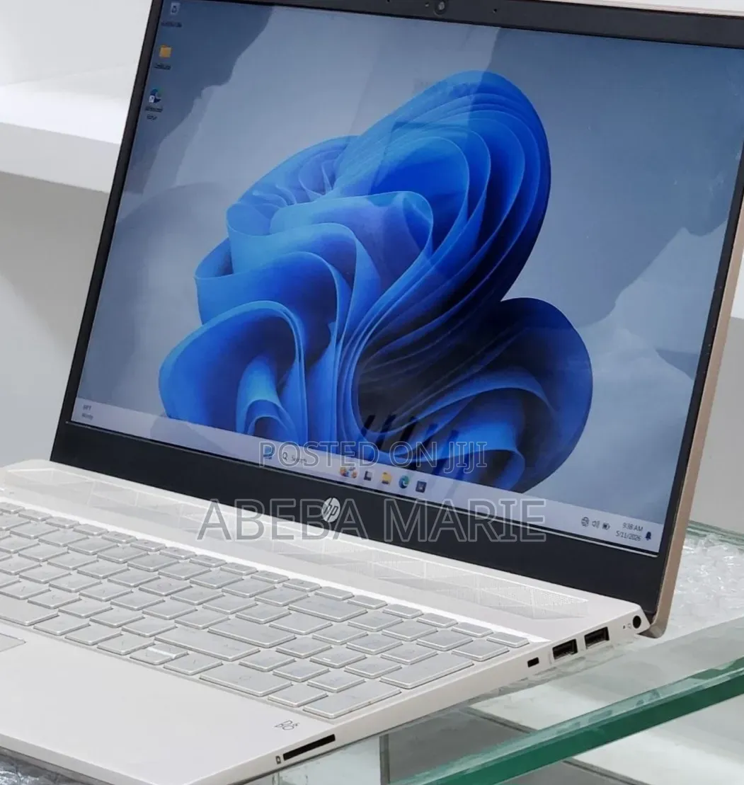 New Laptop HP Pavilion 14 8GB Intel Core i5 SSD 512GB