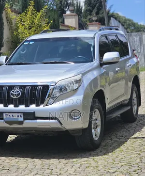 Toyota Land Cruiser Prado 2015 Silver