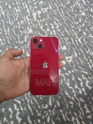 Apple iPhone 13 128 GB Red