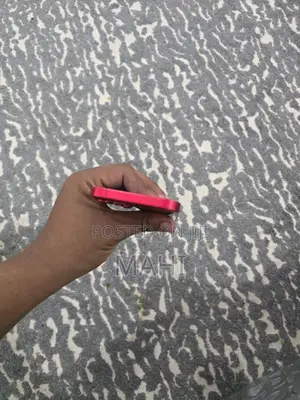 Apple iPhone 13 128 GB Red