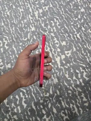 Apple iPhone 13 128 GB Red