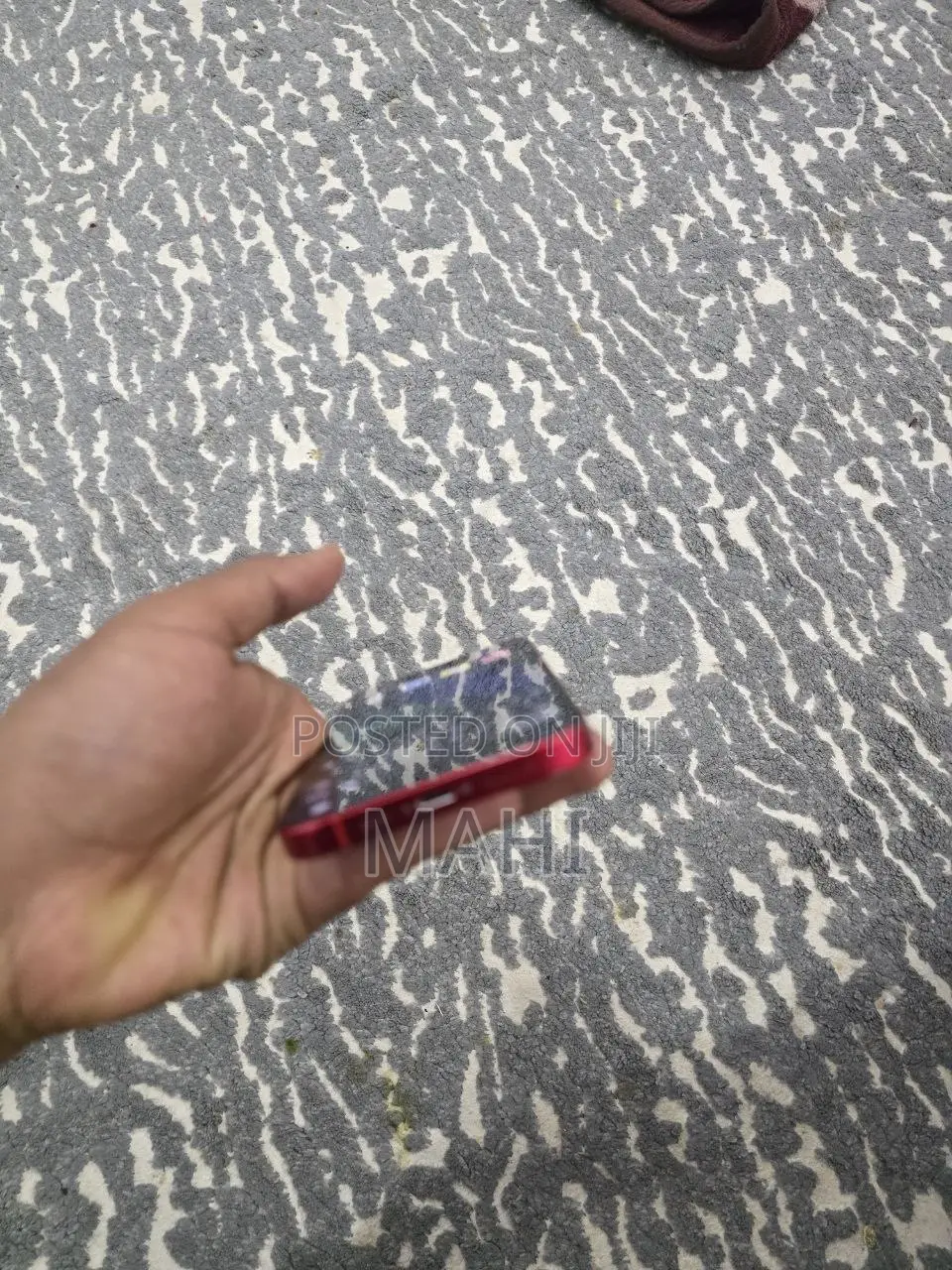Apple iPhone 13 128 GB Red