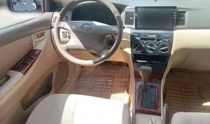 Toyota Corolla 2004 Gold