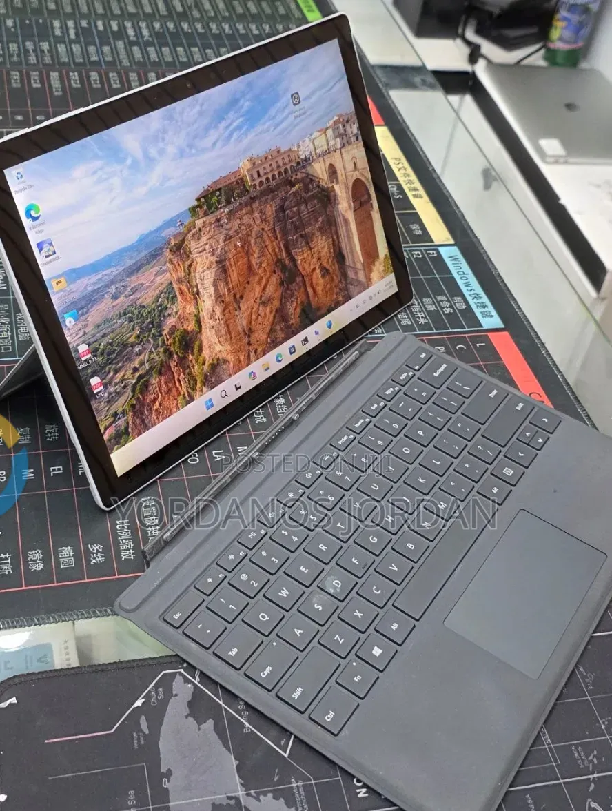 New Laptop Microsoft Surface Pro 7 16GB Intel Core i7 SSD 512GB