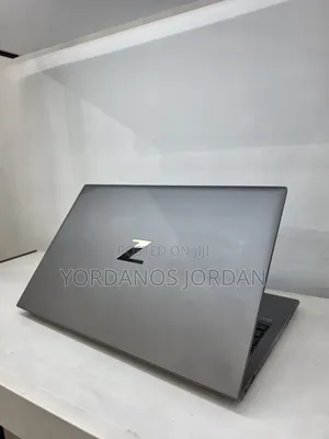 New Laptop HP ZBook Firefly G8 16GB Intel Core i7 SSD 512GB
