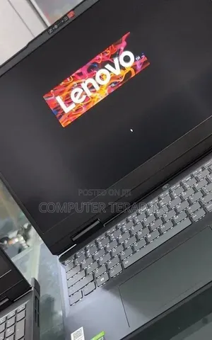 New Laptop Lenovo 16GB Intel Core i5 SSD 512GB